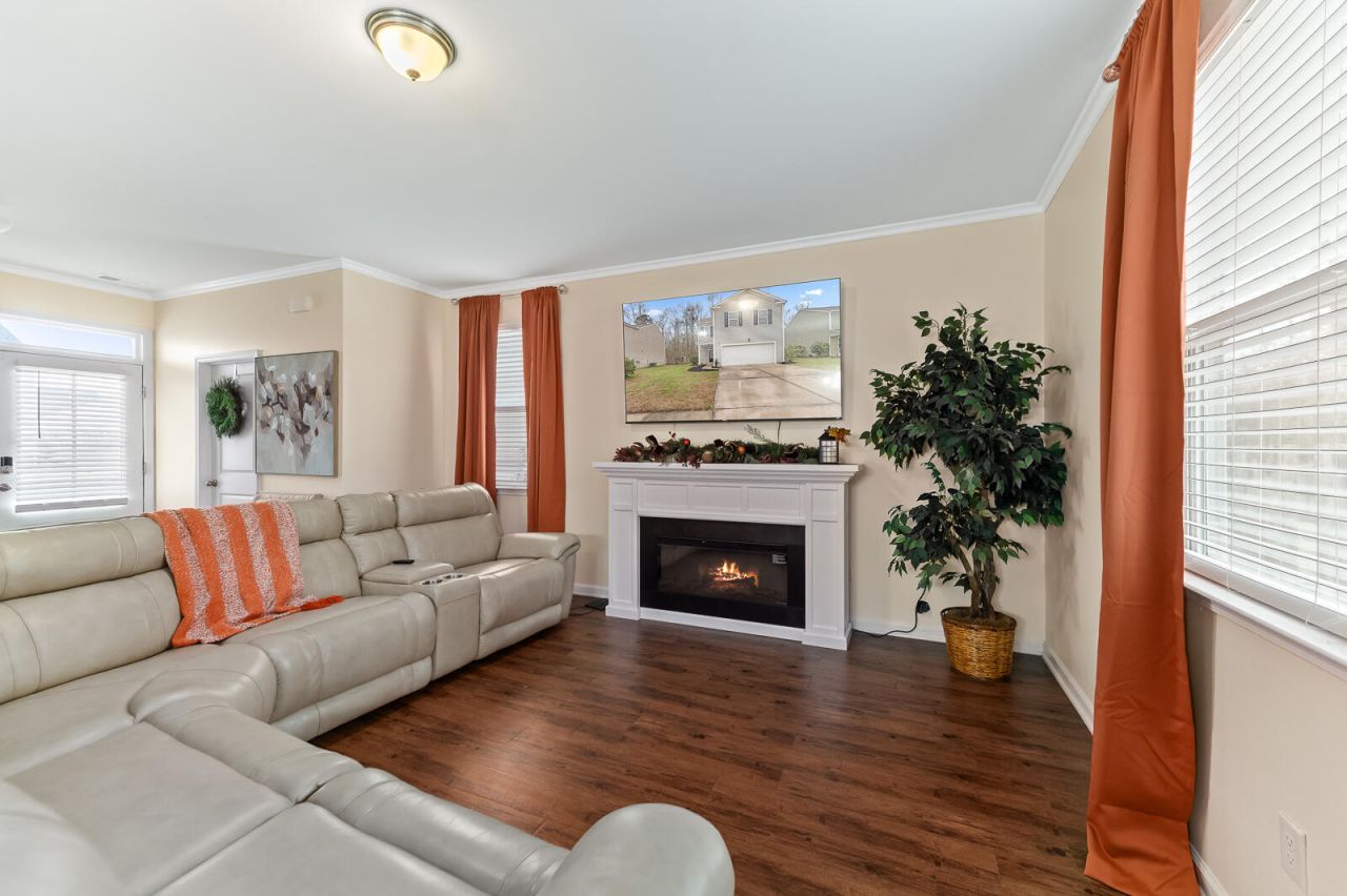 169 Stoney Creek Way Photo 13