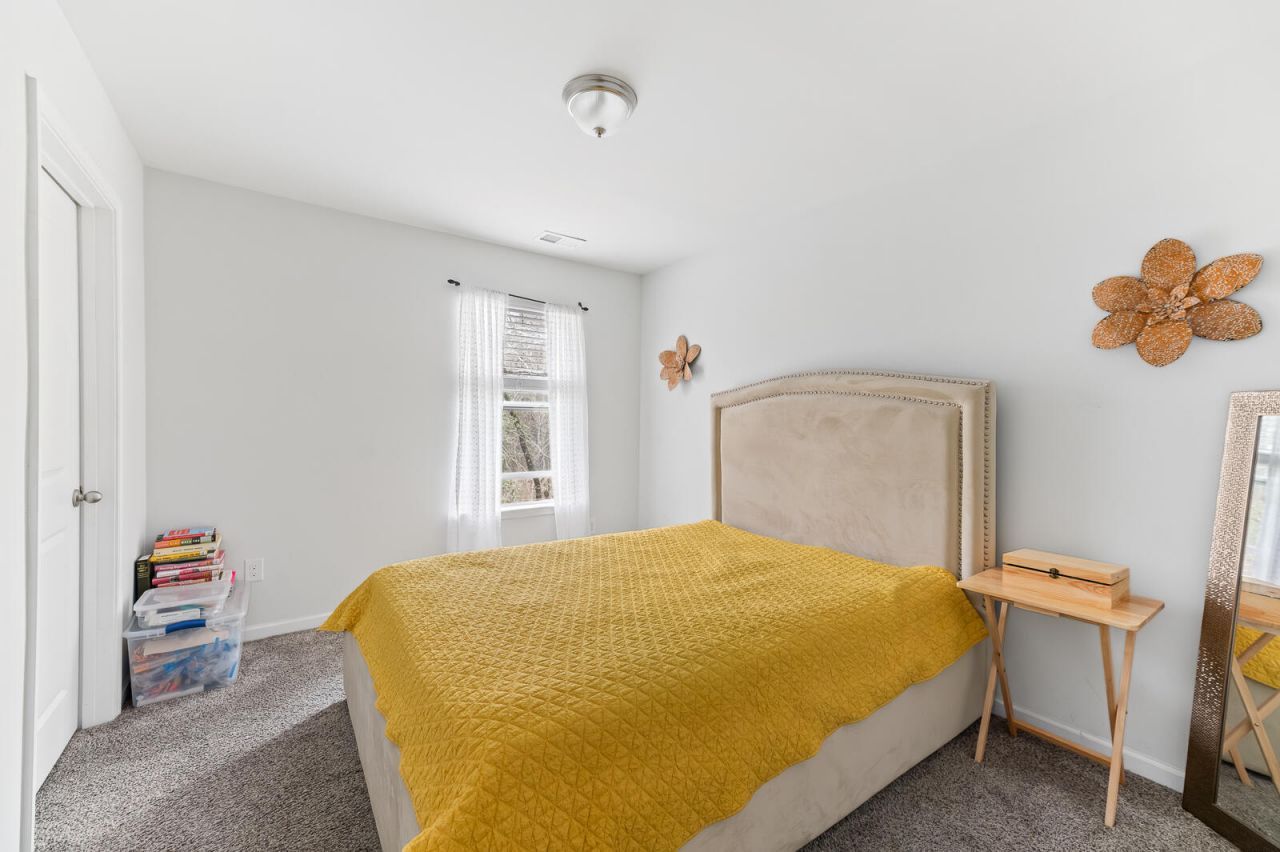 169 Stoney Creek Way Photo 20