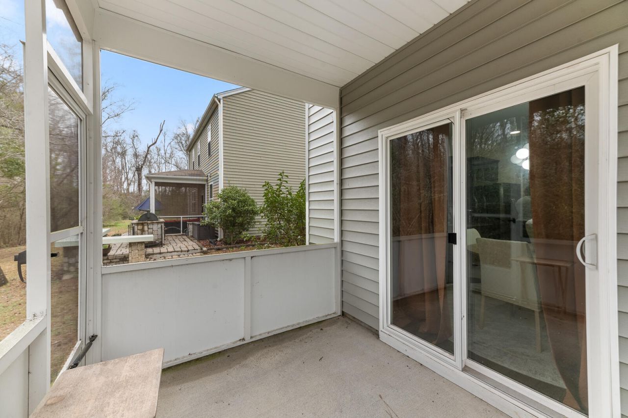 169 Stoney Creek Way Photo 24