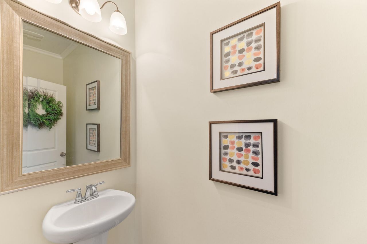 169 Stoney Creek Way Photo 8