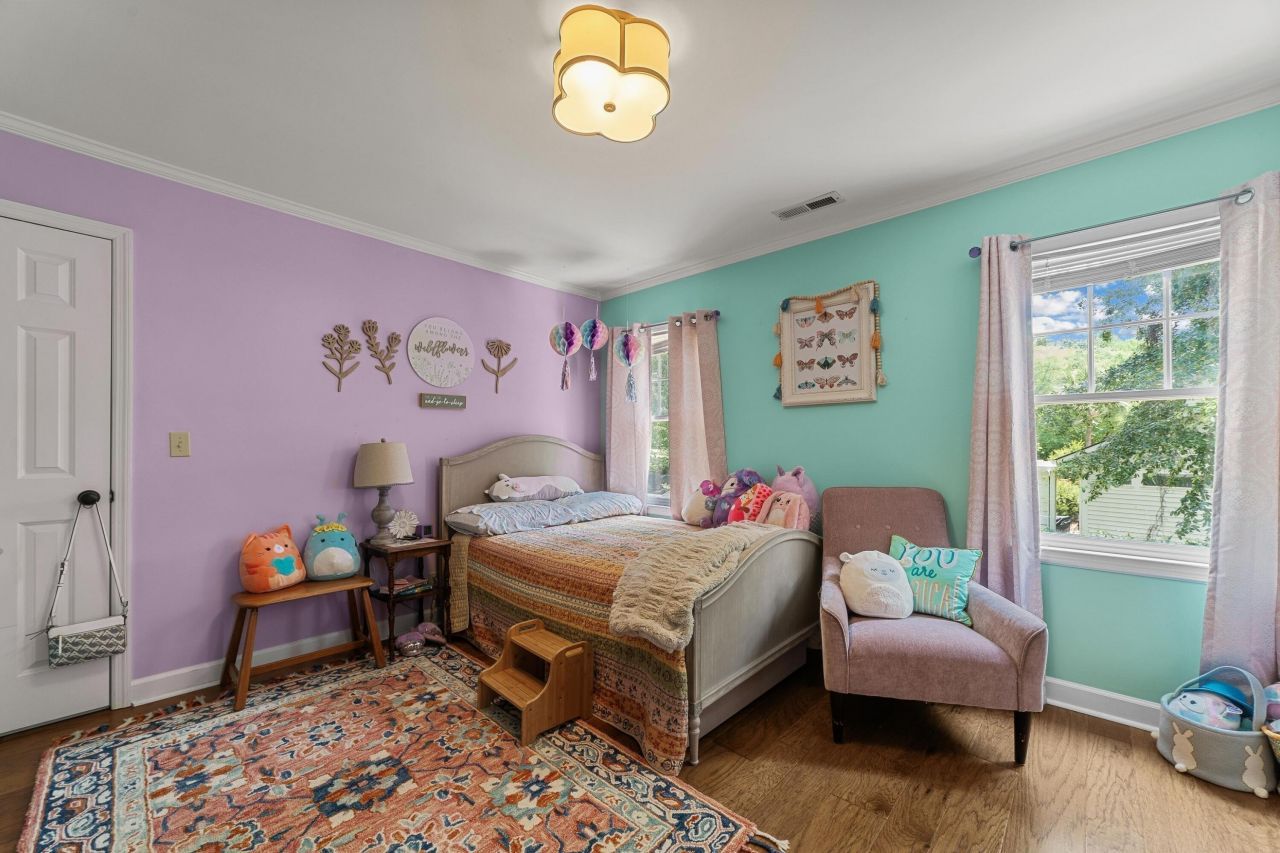 1599 Lee Boulevard Photo 24