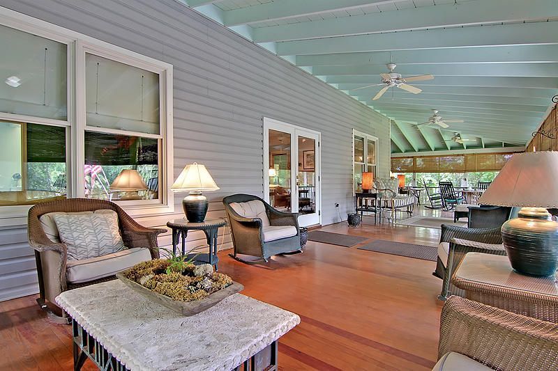 2262 Ion Avenue Photo 12