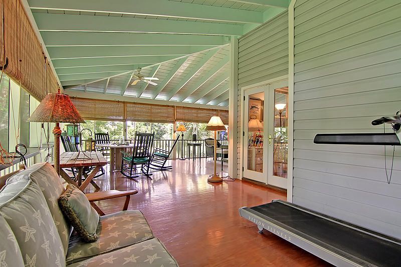 2262 Ion Avenue Photo 13