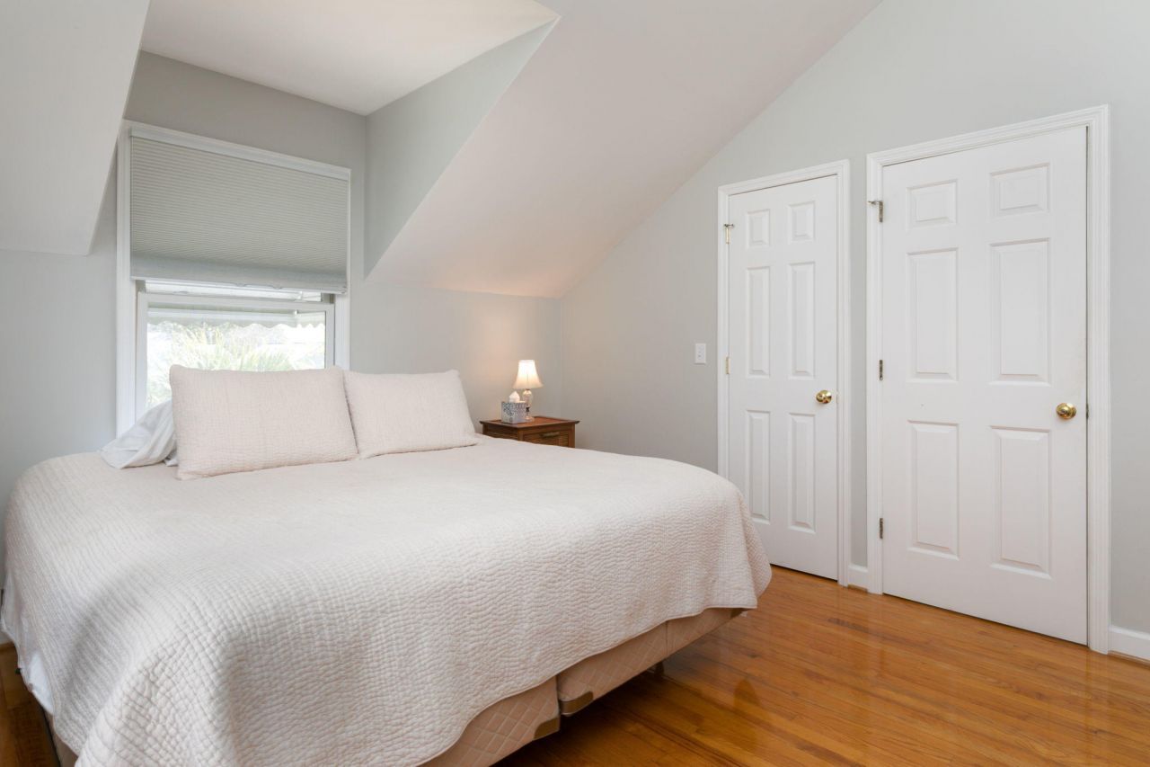 2262 Ion Avenue Photo 33