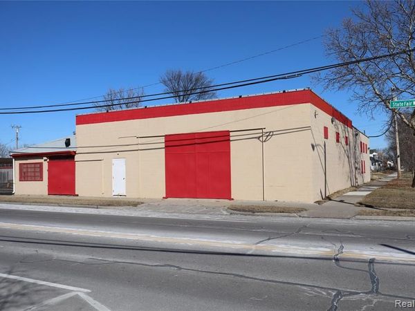 102 W State Fair , Highland Park, MI 48203