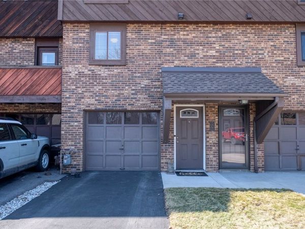 605 Bayberry Lane, Imperial, PA 15126