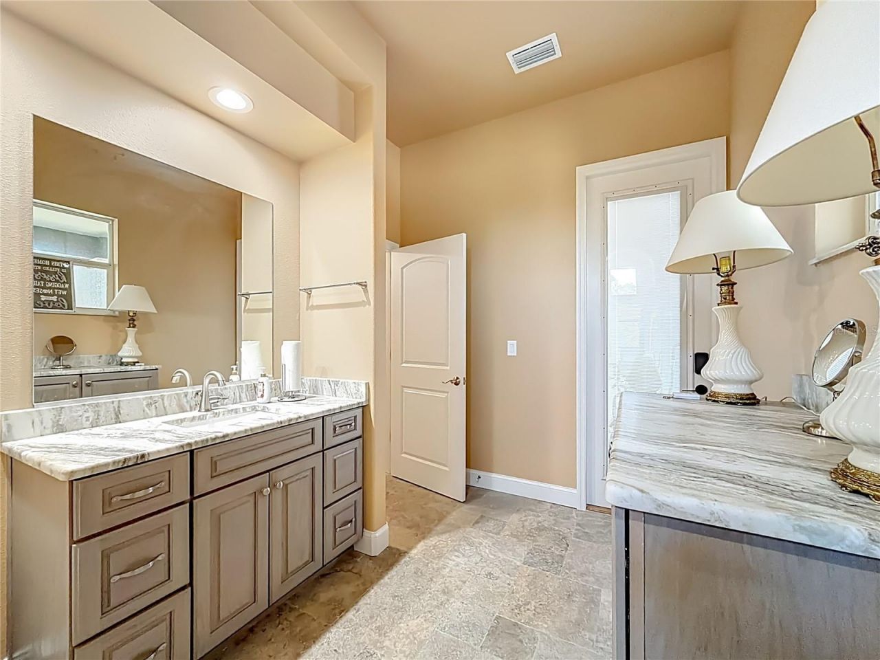 5061 W Oakhill Street, Dunnellon, FL 34433 Photo