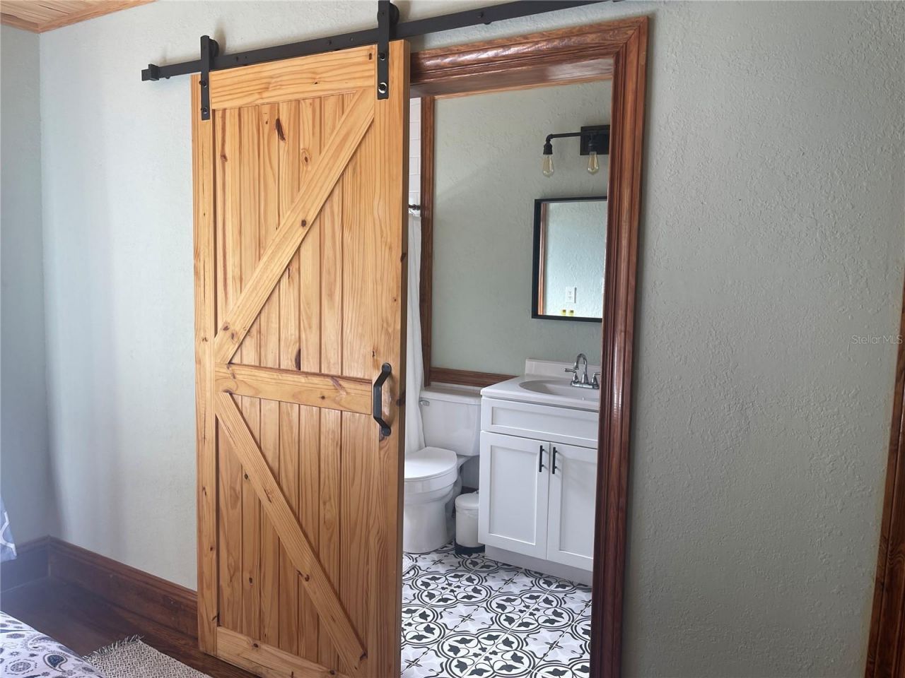 2703 N 9th Street , Tampa, FL 33605 Photo