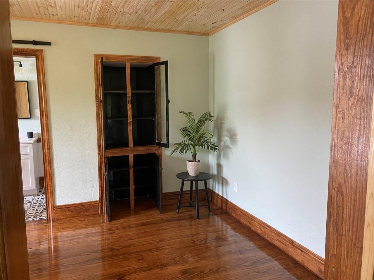 2703 N 9th Street , Tampa, FL 33605 Photo