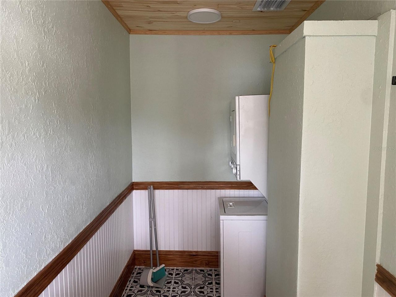 2703 N 9th Street , Tampa, FL 33605 Photo