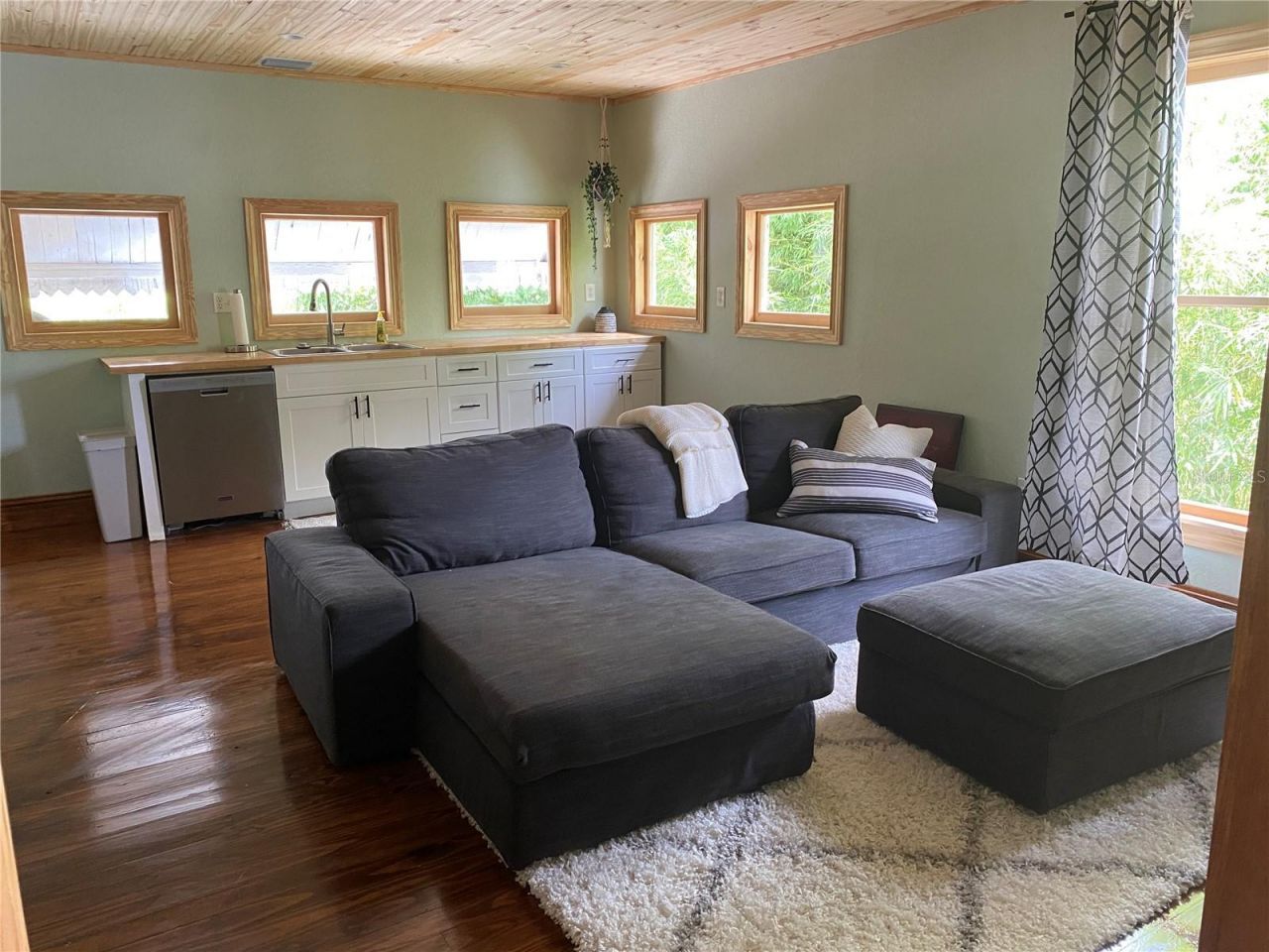 2703 N 9th Street , Tampa, FL 33605 Photo