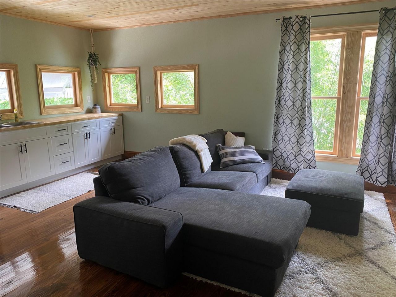 2703 N 9th Street , Tampa, FL 33605 Photo