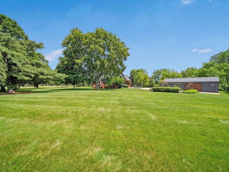 2946 Lewis Center Road, Lewis Center, OH 43035 Photo 115
