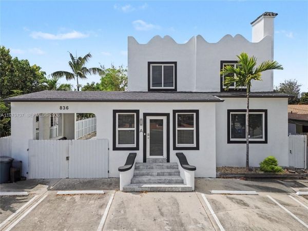 836 NW 33rd Ave , Miami, FL 33125