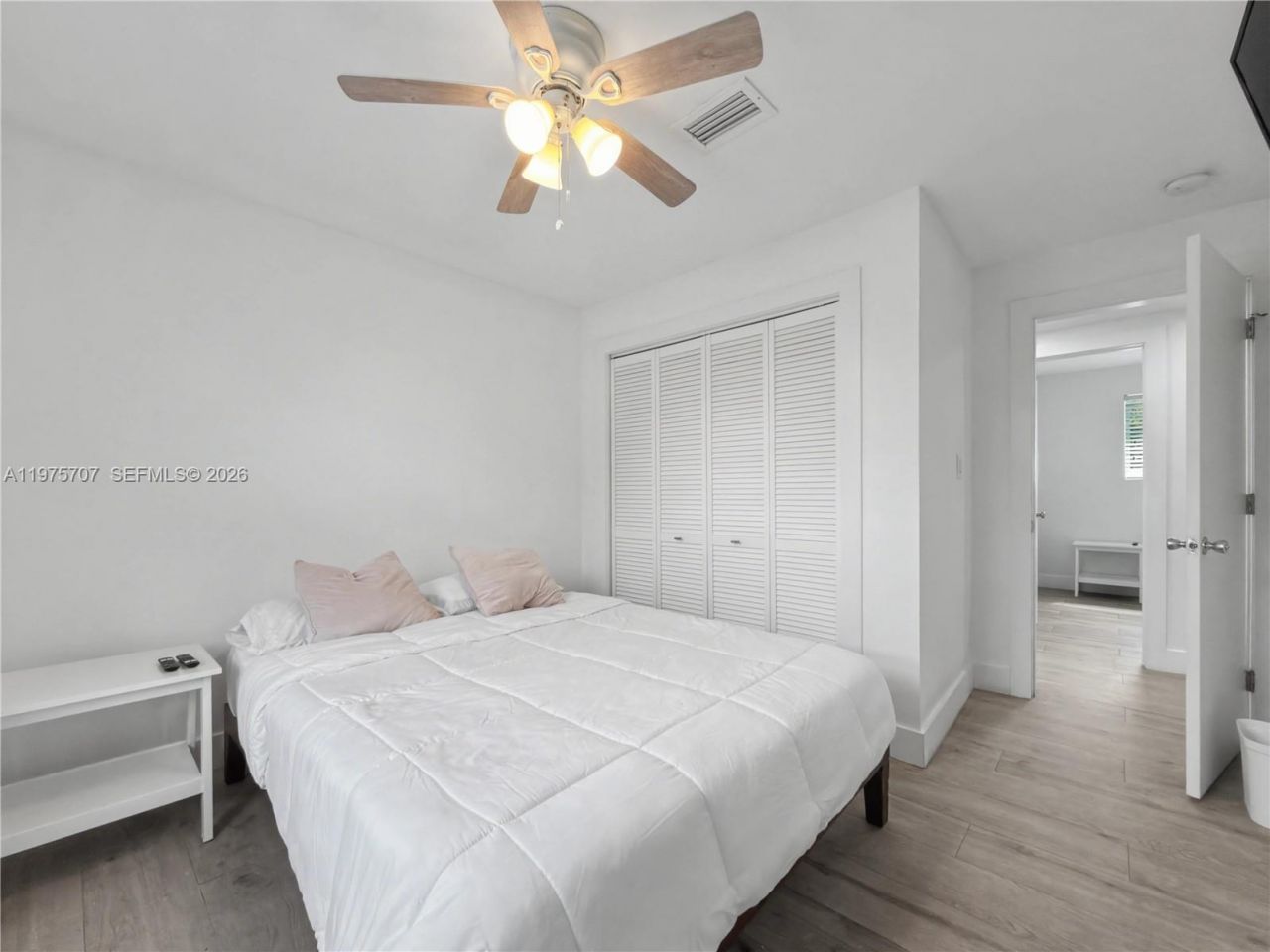 836 NW 33rd Ave, Miami, FL 33125 Photo