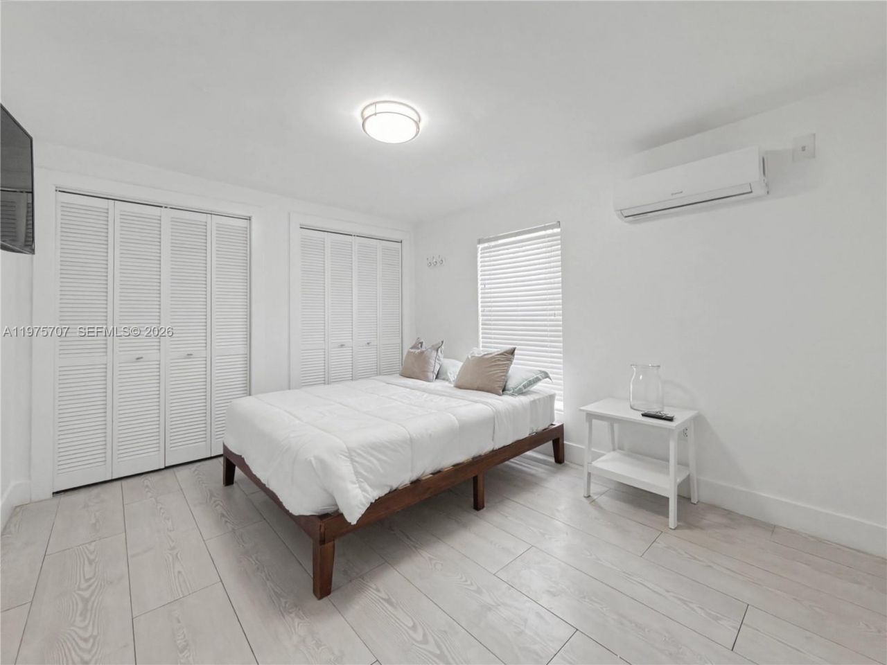 836 NW 33rd Ave, Miami, FL 33125 Photo