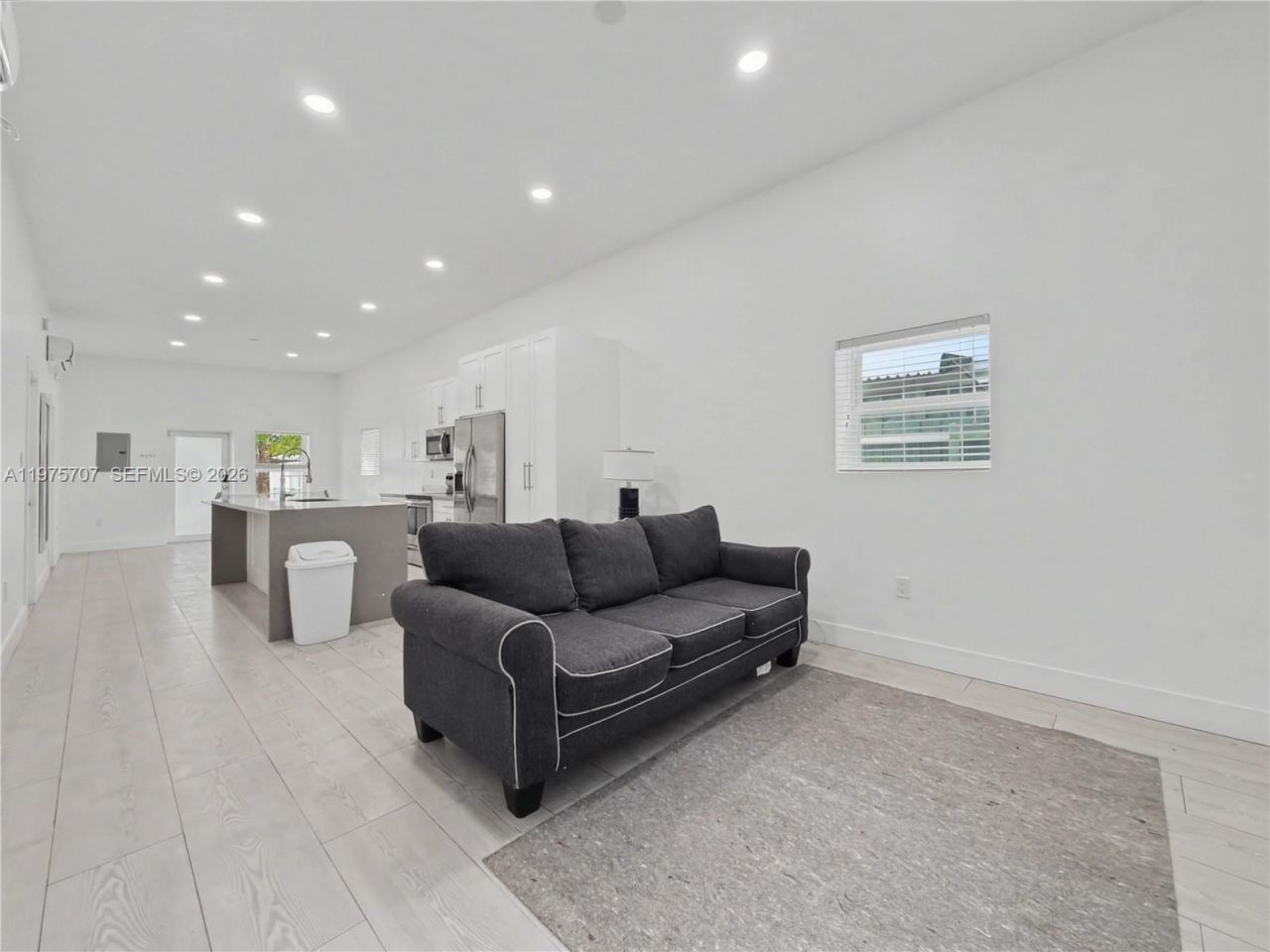 836 NW 33rd Ave, Miami, FL 33125 Photo