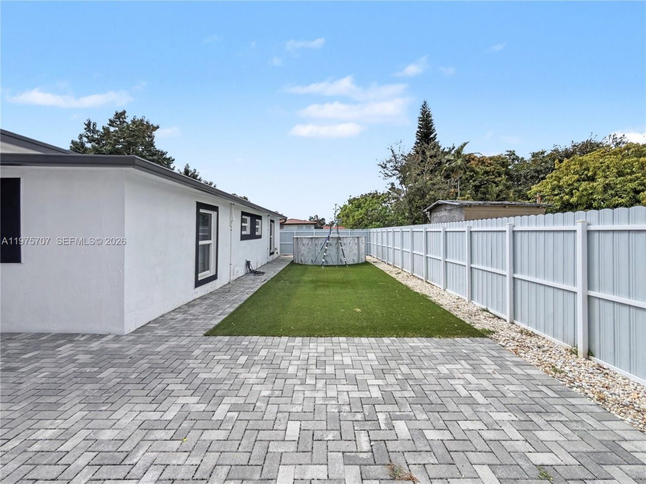 836 NW 33rd Ave, Miami, FL 33125 Photo