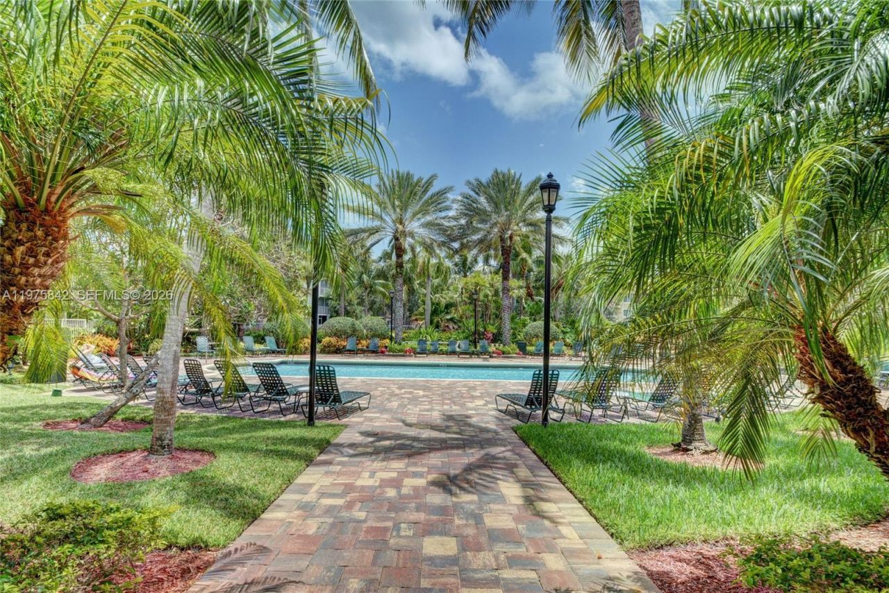 278 Village Blvd , Unit 8205, Tequesta, FL 33469 Photo