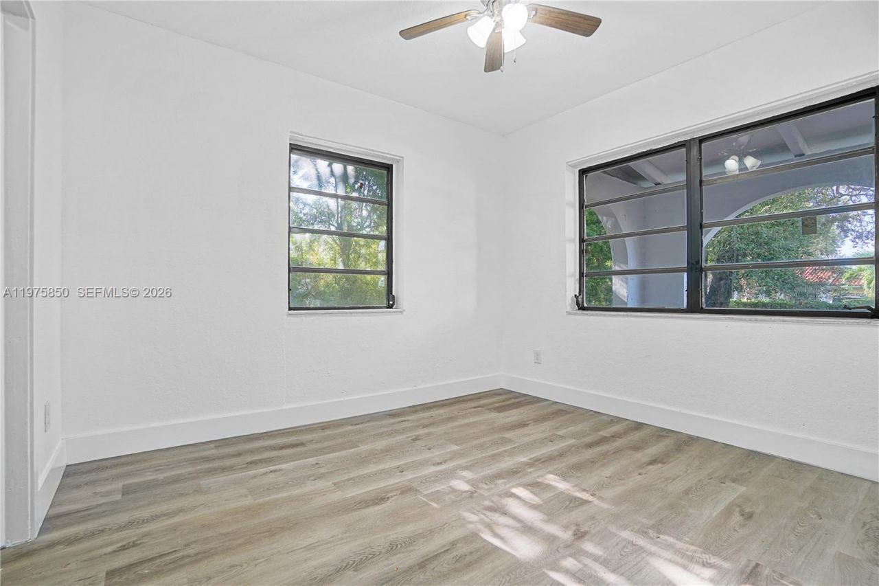 3041 NW 15th St, Unit 3041, Miami, FL 33125 Photo