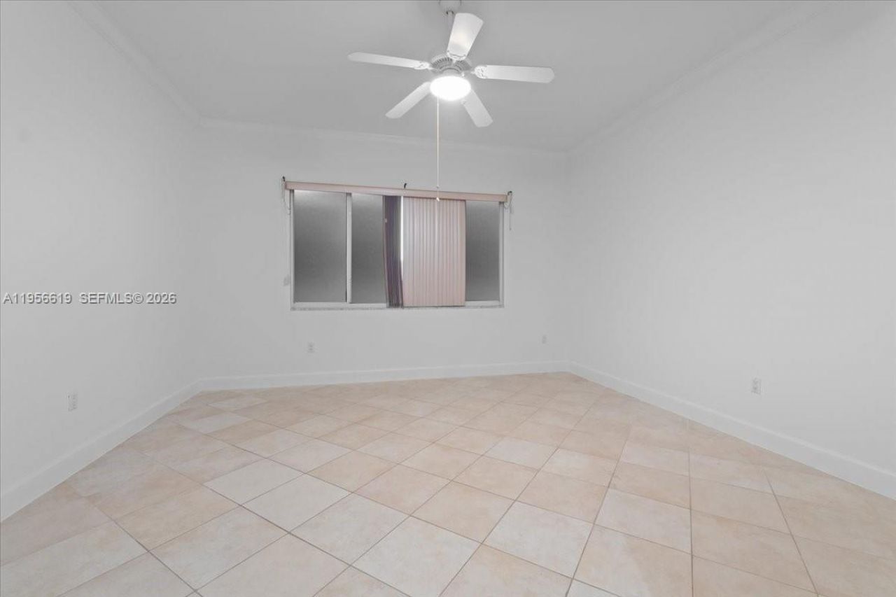 16640 NW 86th Ct, Miami Lakes, FL 33016 Photo