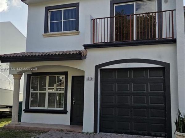 840 SW 6th Pl, Florida City, FL 33034