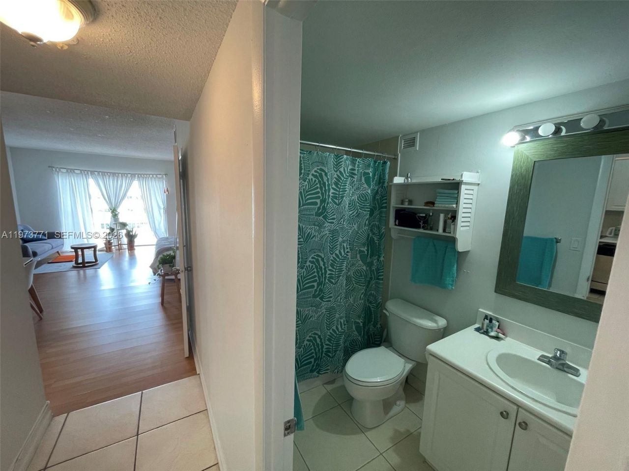 1455 N Treasure Dr, Unit 6D, North Bay Village, FL 33141 Photo