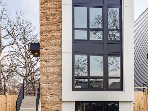 4938 W Medill Avenue , Chicago, IL 60639