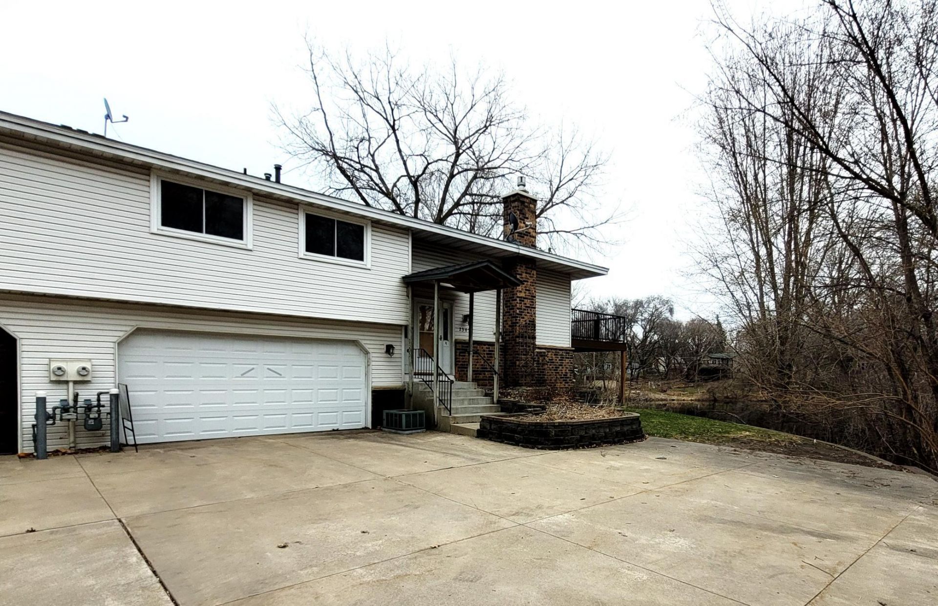 2305 E 122nd Street, Burnsville, MN 55337 Main Photo