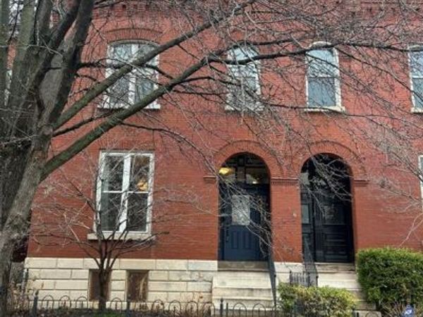 2643 Wyoming Street , St Louis, MO 63118