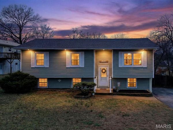 1612 N 4th Street , De Soto, MO 63020