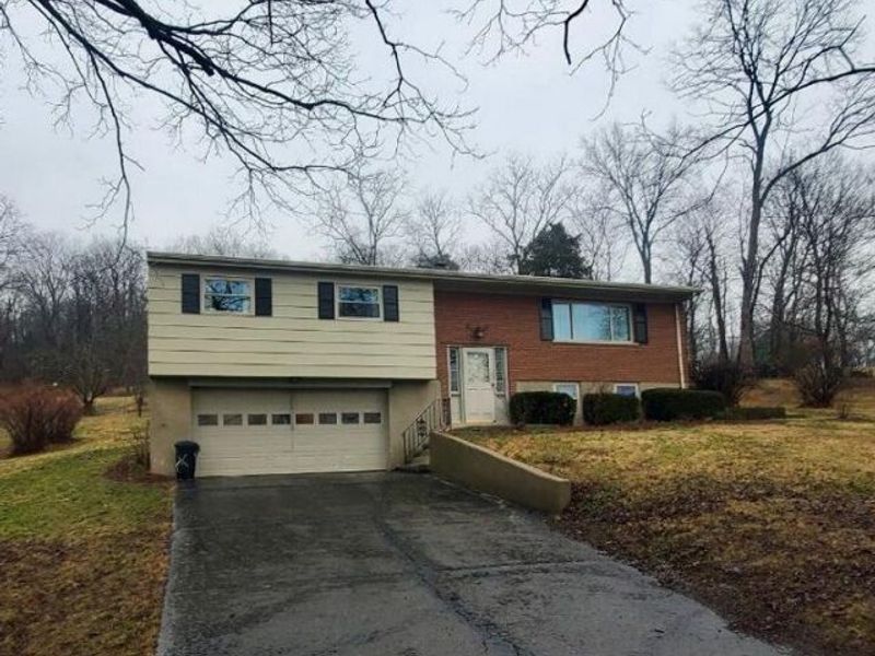 9210 Harrison, Cleves, OH 45002 Photo 2