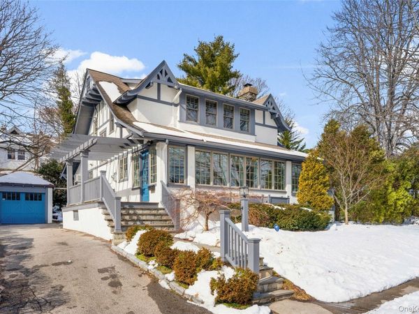 30 Myrtle Boulevard, Larchmont, NY 10538