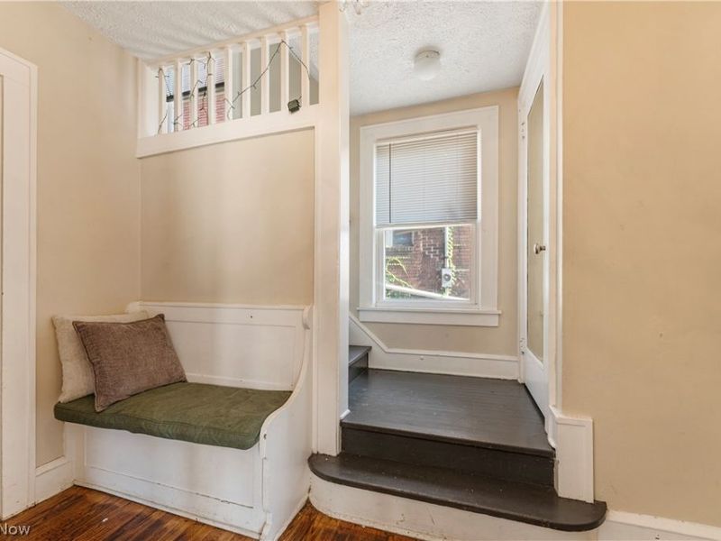 2409 Gilbert Avenue NE, Canton, OH 44705 Photo 8