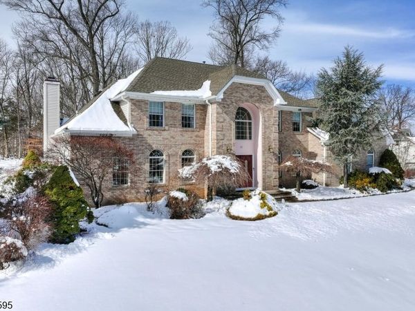 19 Woodshire Ter, Montville, NJ 07082