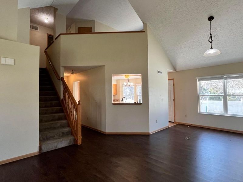 5213 Echelon Drive , Canal Winchester, OH 43110 Photo 2