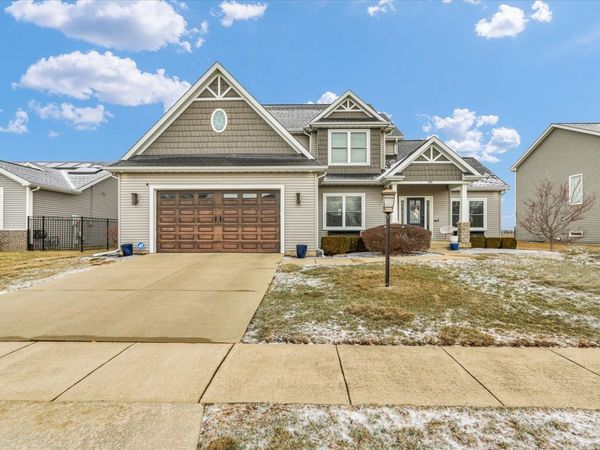 1010 Declaration Drive , Savoy, IL 61874