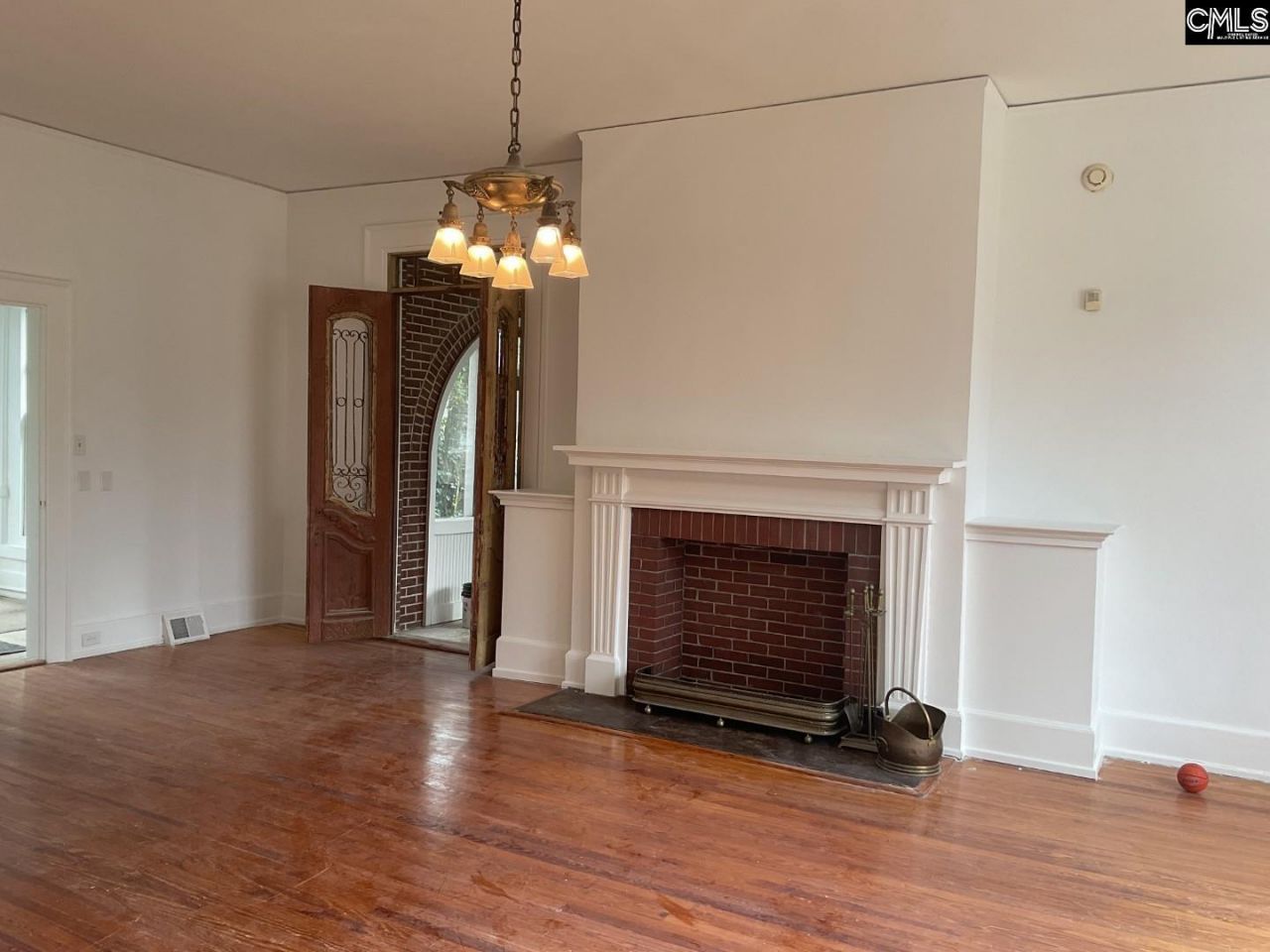 902 Maple Street  Photo 11