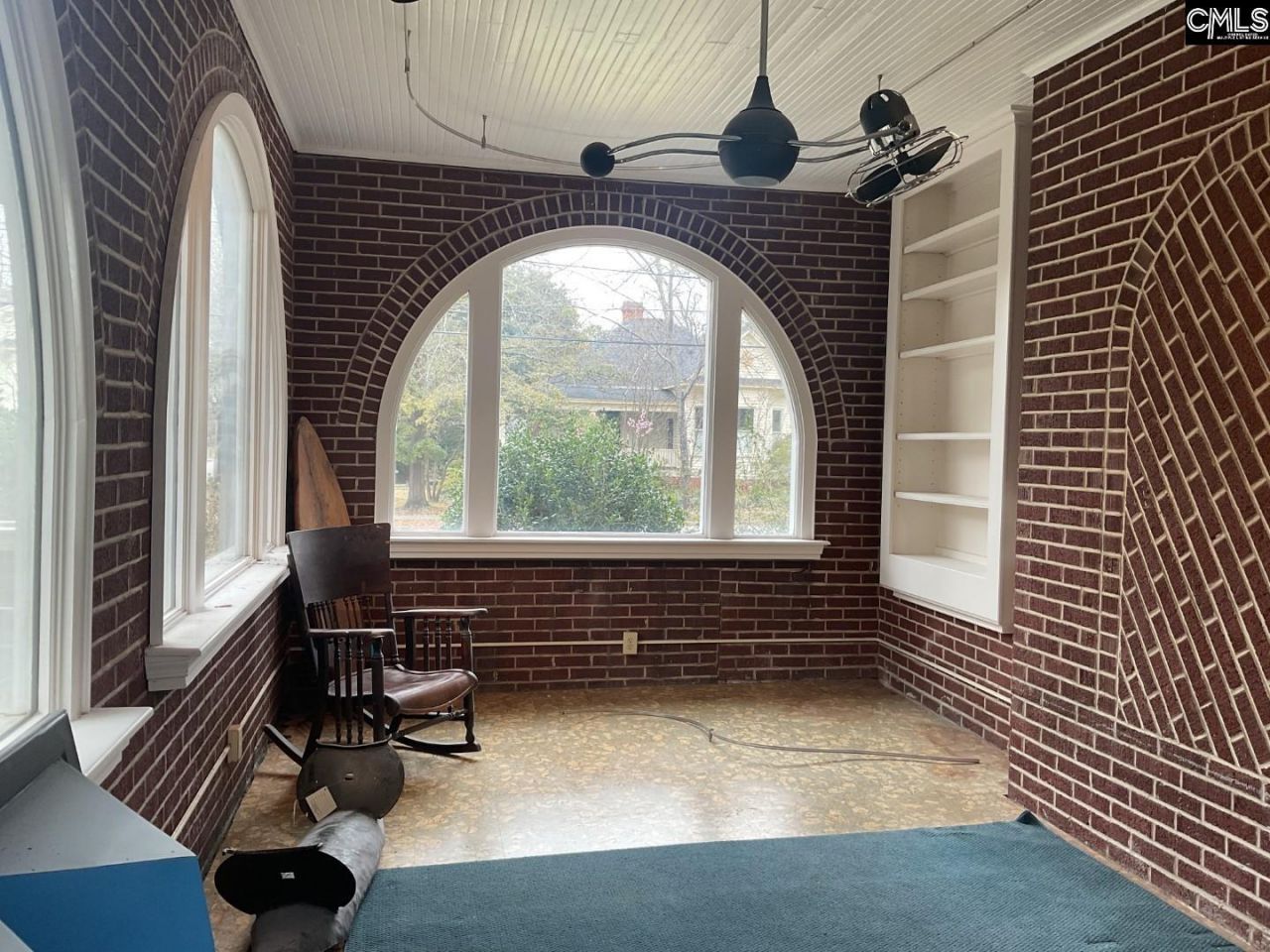 902 Maple Street  Photo 14