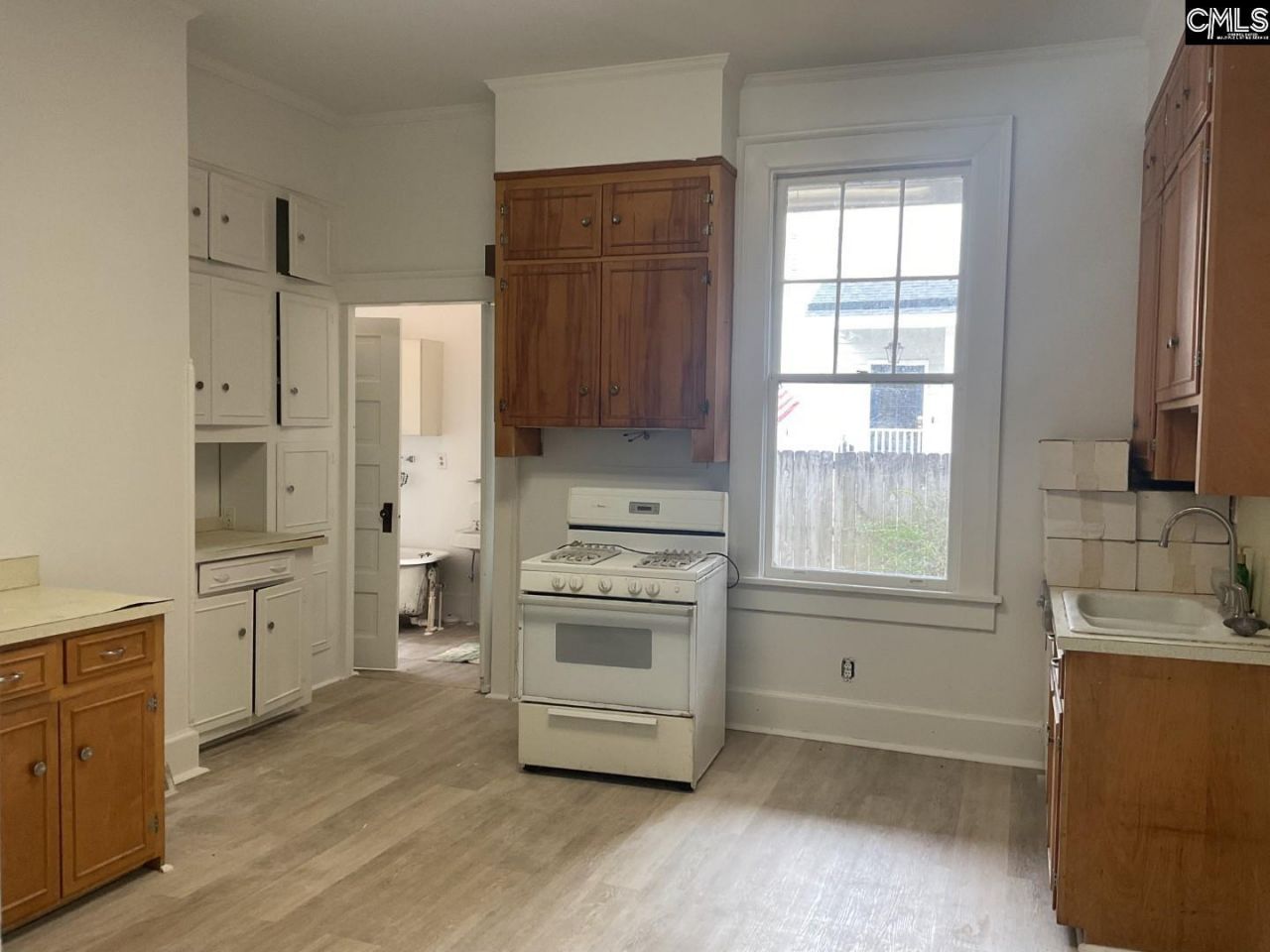 902 Maple Street  Photo 18