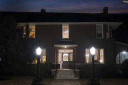 902 Maple Street  photo 4