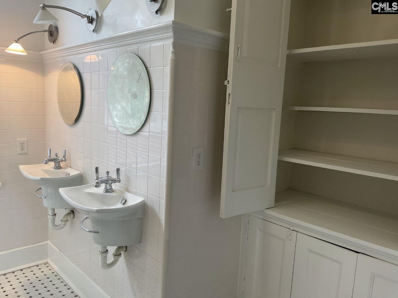 902 Maple Street  Photo 37