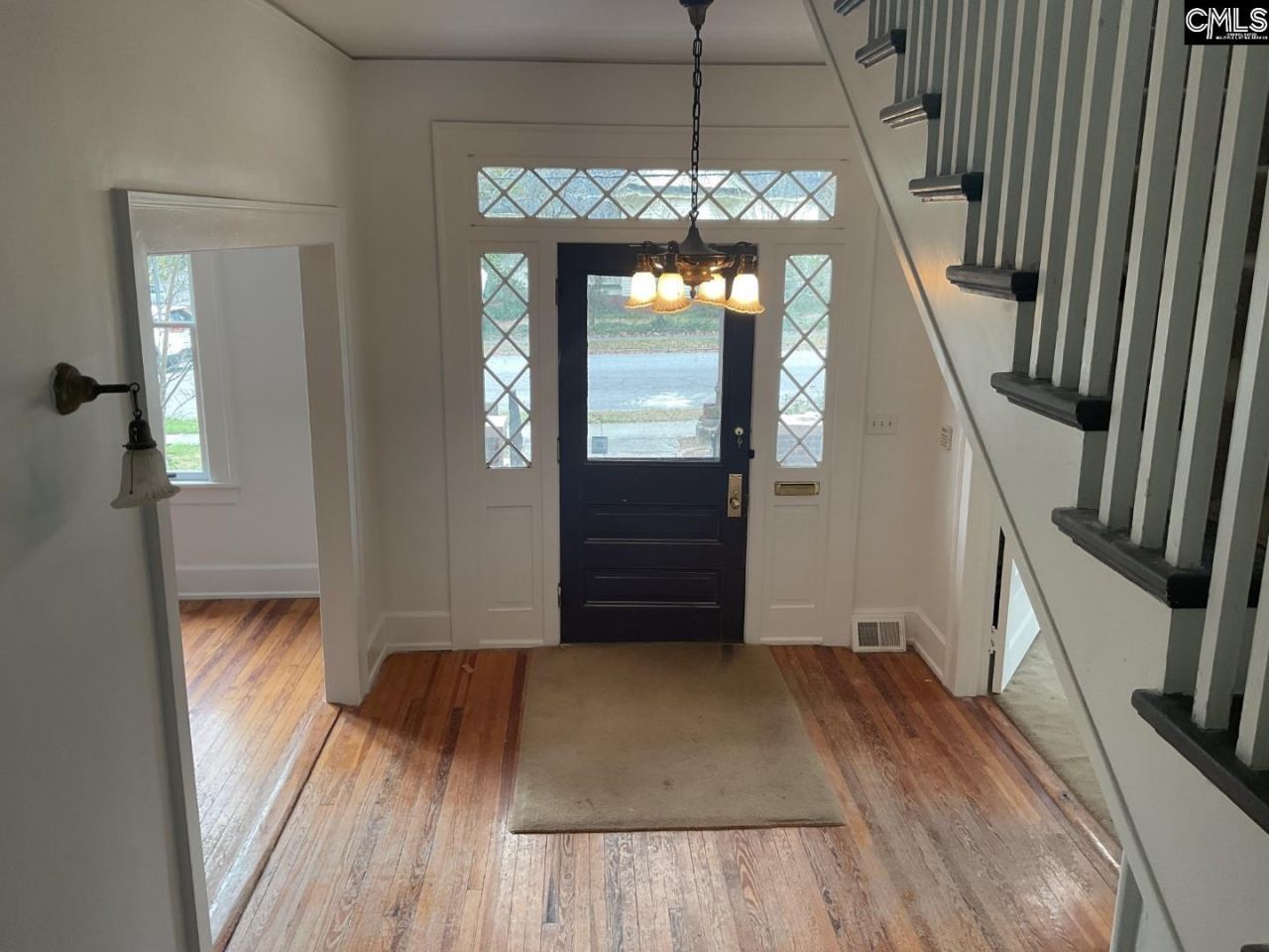 902 Maple Street  Photo 7