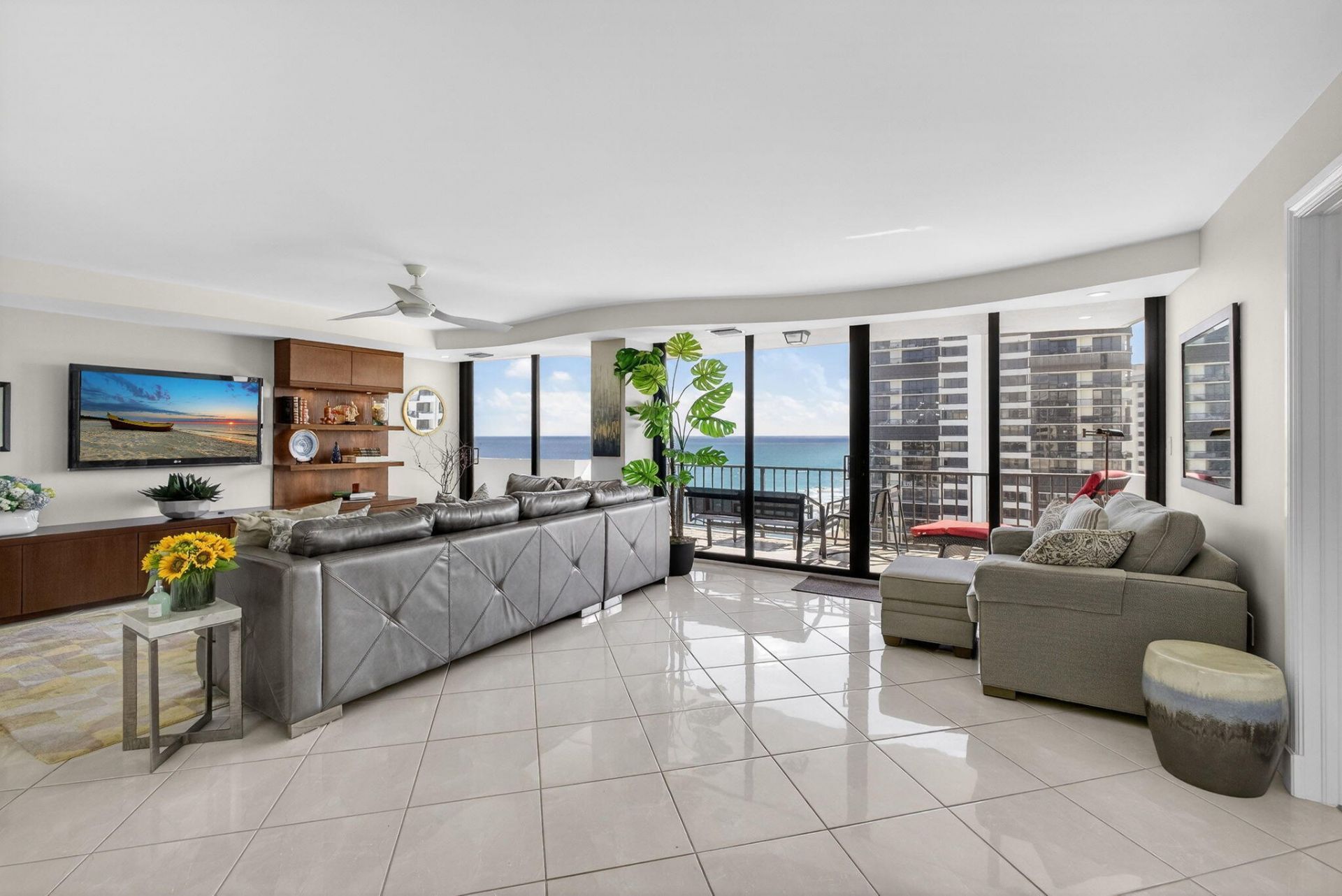 4200 N Ocean Drive, Unit 1-1804, Singer Island, FL 33404 Photo