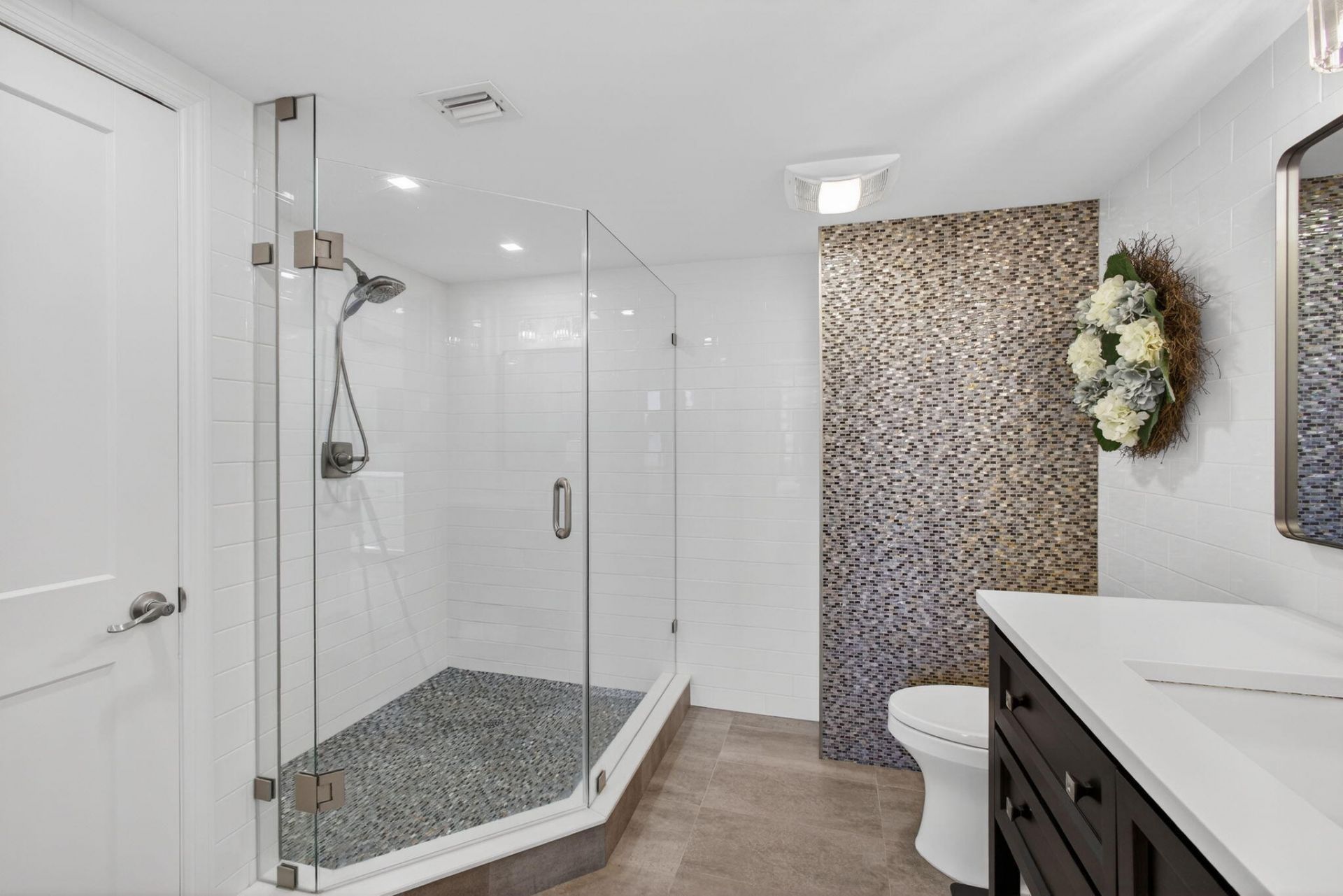 4200 N Ocean Drive, Unit 1-1804, Singer Island, FL 33404 Photo