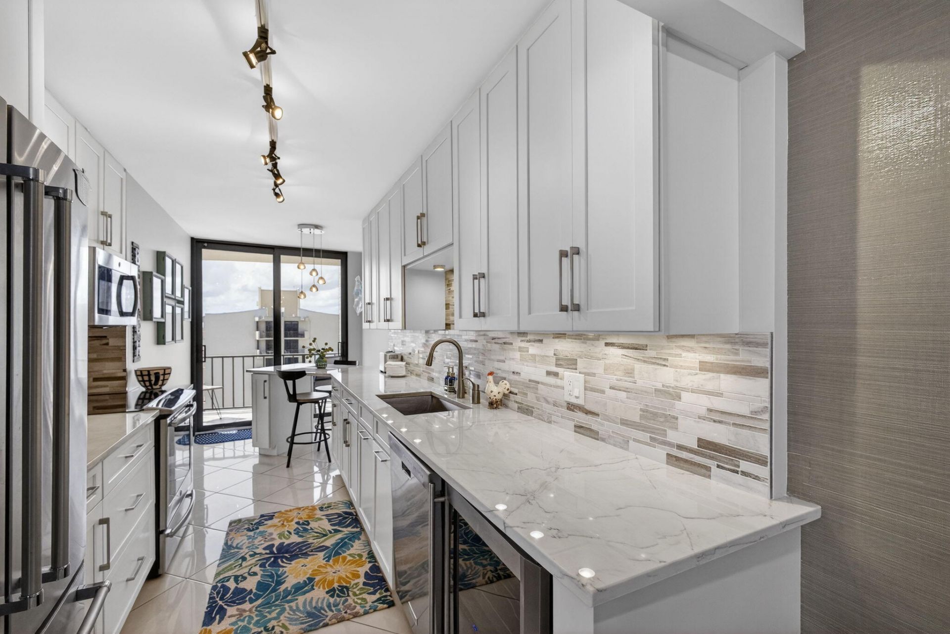 4200 N Ocean Drive, Unit 1-1804, Singer Island, FL 33404 Photo