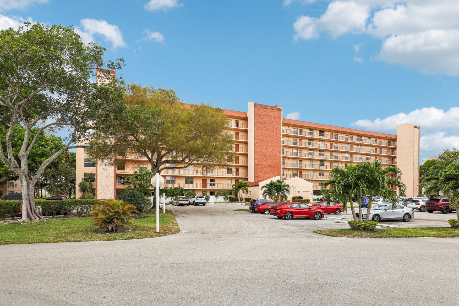 14575 Bonaire Boulevard, Unit 605, Delray Beach, FL 33446 Photo