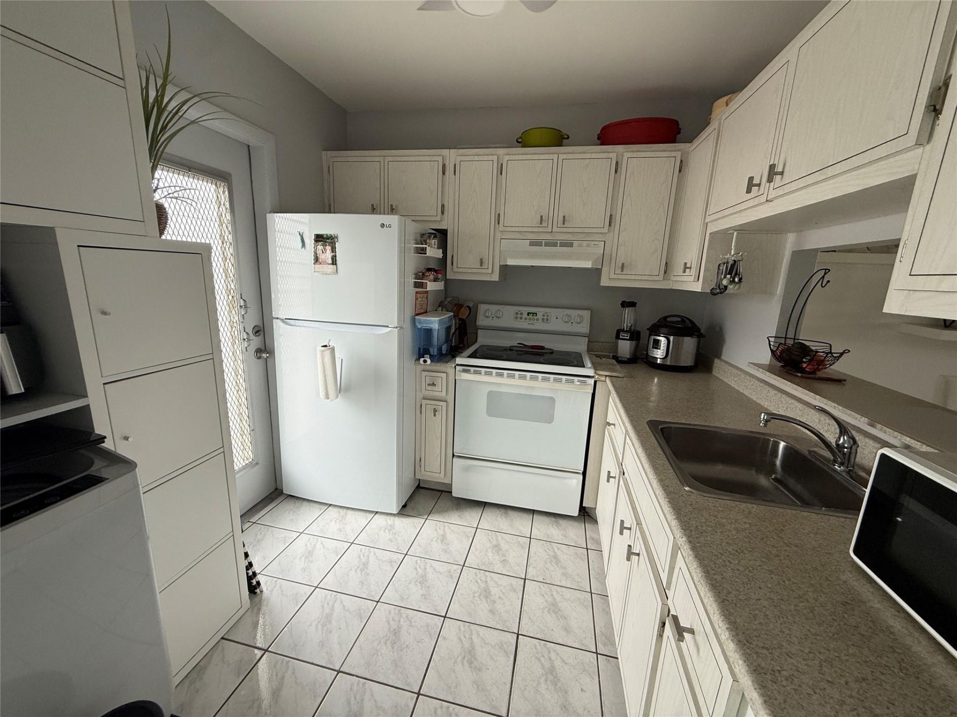 4411 NW 16th Street, Unit 209, Fort Lauderdale, FL 33313 Photo