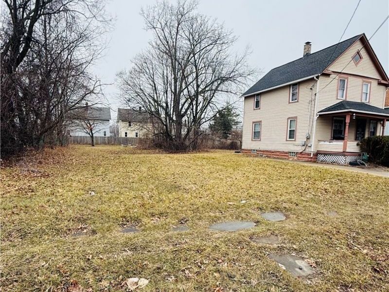 Apple Avenue , Lorain, OH 44055 Photo 1