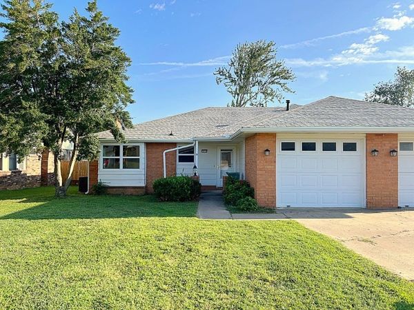 1012 & 1014 W Linden Street , Rogers, AR 72756